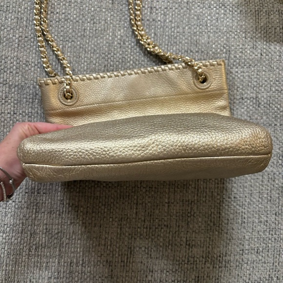 Tory Burch Gold Marion Swingpack Book Bag - Picture 12 of 16